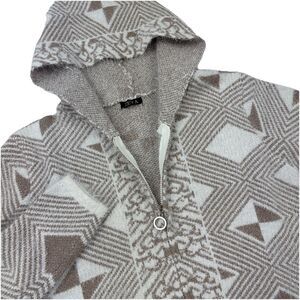 ZEVA Beige White Geometric Hooded Cardigan Sweater Coat Zip Front Pockets L